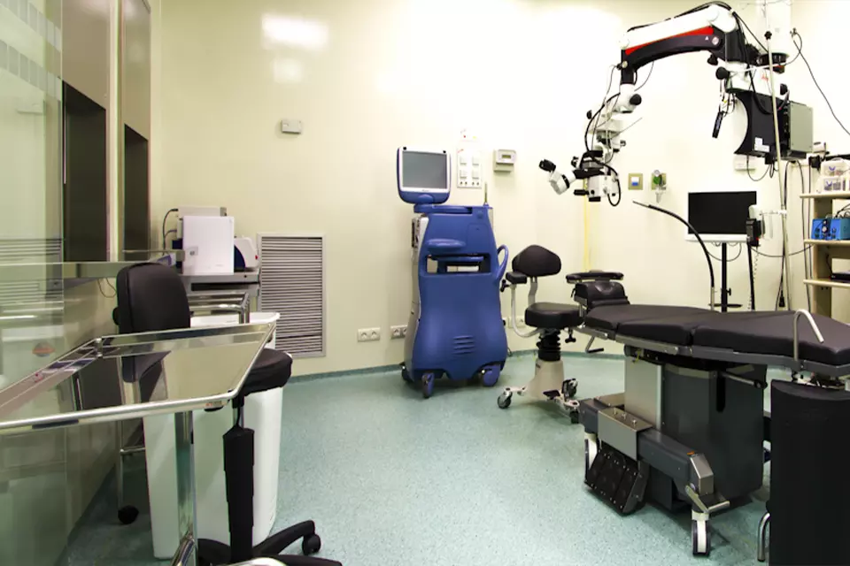 TC+2004_CO-Bages_clinic-16_960x640